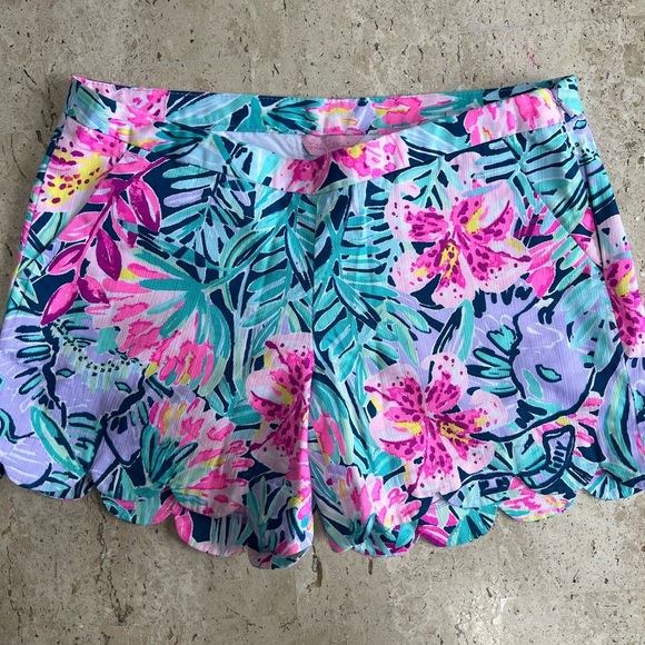 Lilly Pulitzer Run Around Slathouse Soirre Scalloped Edge Shorts NWOT Size 0 - Picture 1 of 8